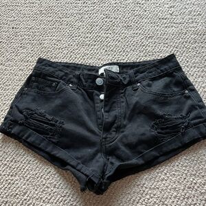 Black forever 21 Jean shorts